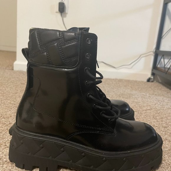 Kurt Geiger London Hiker Lace Up Leather Boots main image 6